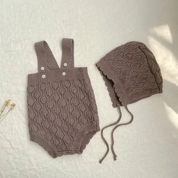 Sweater and Jumpsuit Set with Suspenders and Hats
